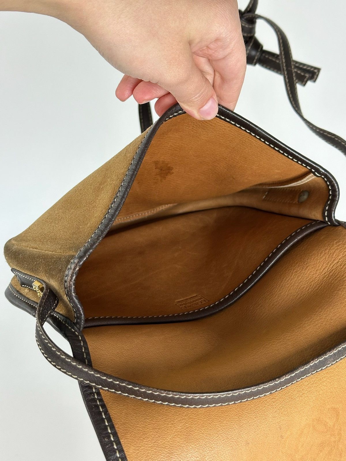Loewe Vintage Loewe Madrid Suede Crossbody Bag Brown Size ONE SIZE - 4 Thumbnail