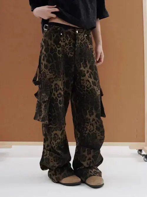 Jean Vintage multi-pocket leopard print work casual trousers Size US 32 / EU 48 - 5 Thumbnail
