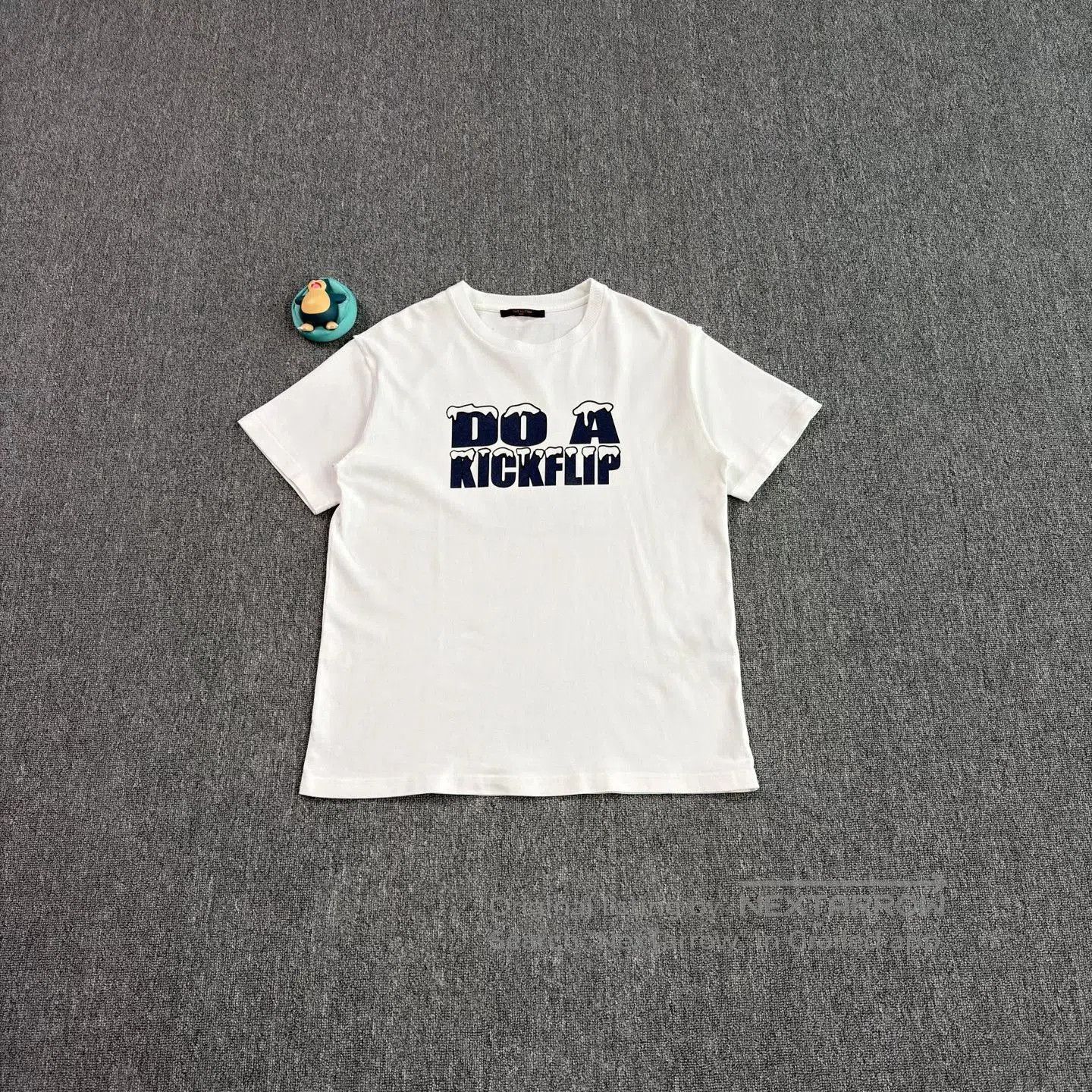 Louis Vuitton LV Snow Mountain Big Logo White Tee. Size US L / EU 52-54 / 3 - 1 Thumbnail