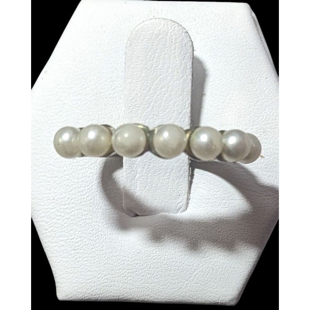 Other Vintage Coquette Glam Single Row Faux Pearl Ring Size 6 Size ONE SIZE - 1 Thumbnail
