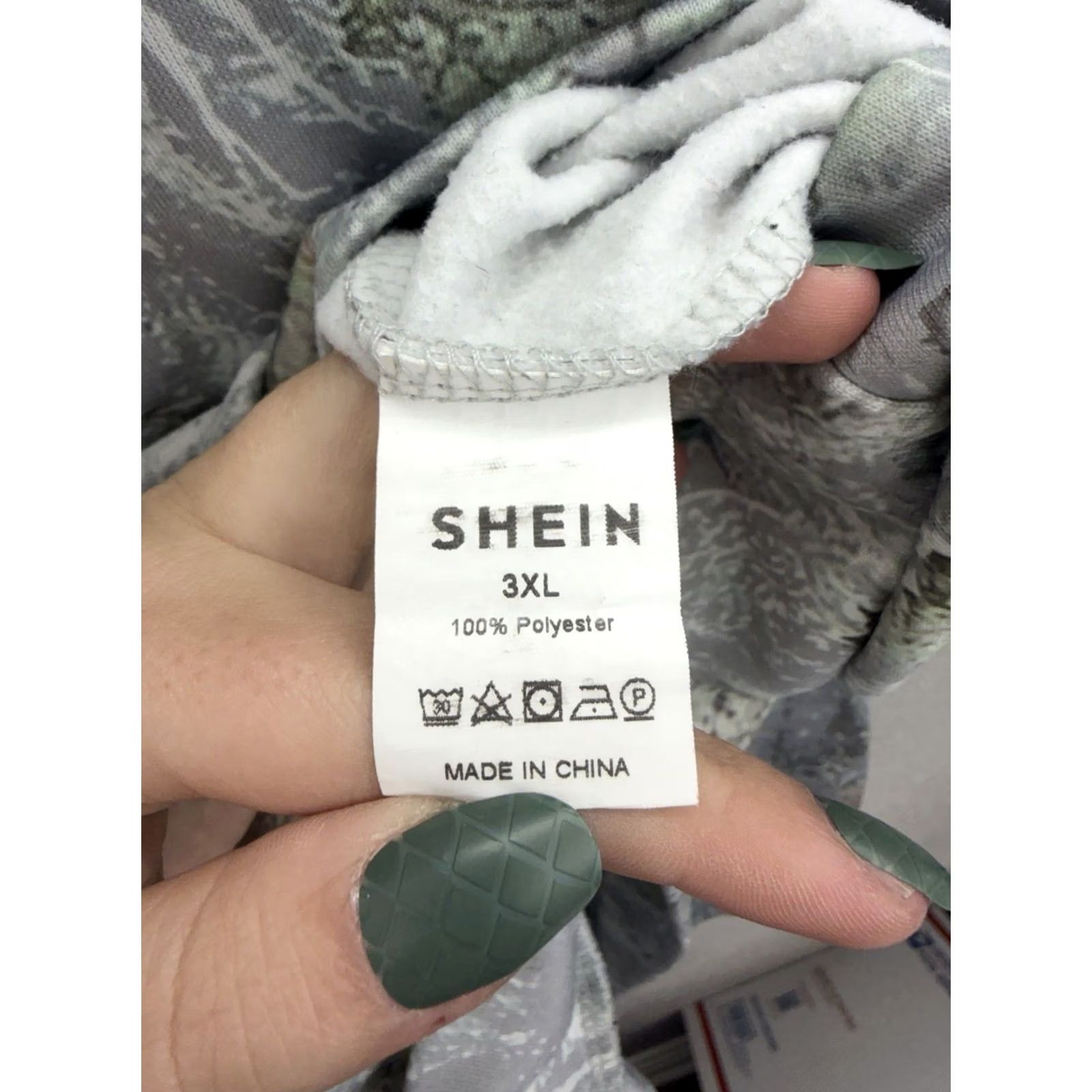 Shein SHEIN Womens Sweatshirt Pullover Hooded Thin Polyester 3XL White Camo Pink Logo Casual Womens Size XXL / US 16-18 / IT 52-54 - 3 Thumbnail