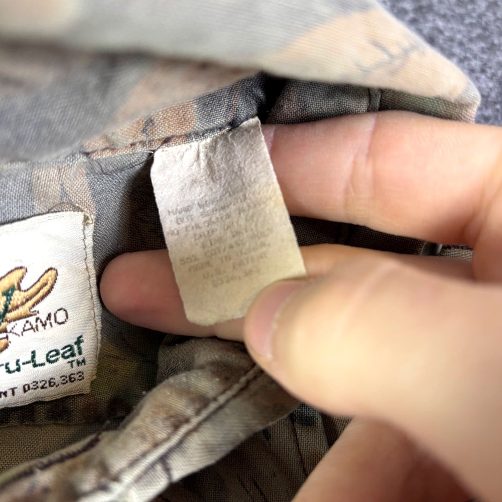 Vintage VINTAGE Kelly Kamo Tru Leaf Camo Long Sleeve Button Up Shirt Mens Pennsylvania Outdoor Camouflage Cotton Blend Brown Fall Winter Size US L / EU 52-54 / 3 - 6 Thumbnail