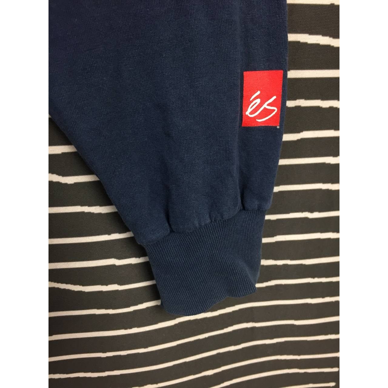 eS Vtg ES Skateboards Made In Usa Long Sleeve Tee Size US XL / EU 56 / 4 - 9 Thumbnail