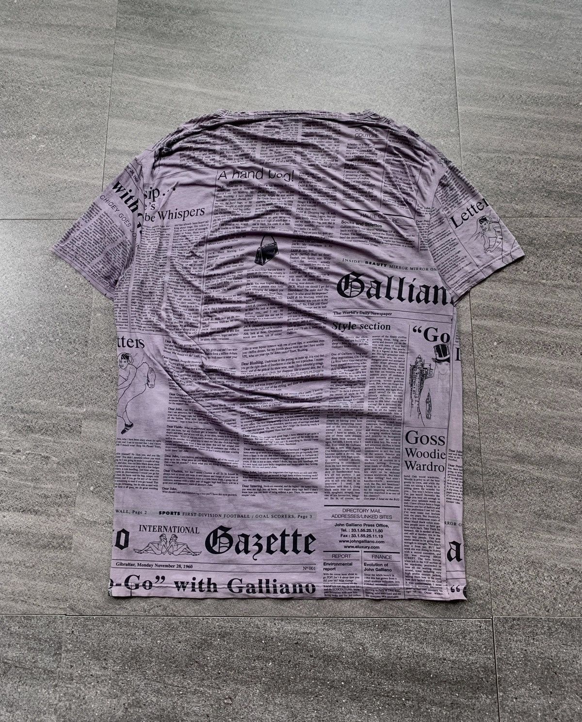 John Galliano FREE TAX! 2000s Gazzete Newspaper tee Size US L / EU 52-54 / 3 - 4 Thumbnail