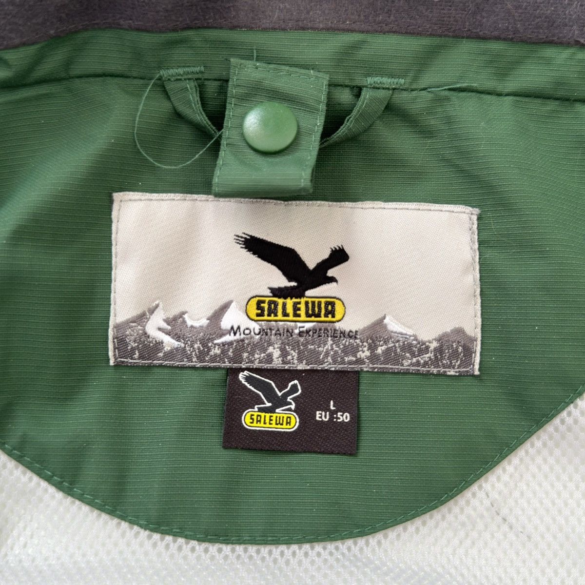 SALEWA Salewa Vintage Outdoor Jacket Size US L / EU 52-54 / 3 - 14 Thumbnail