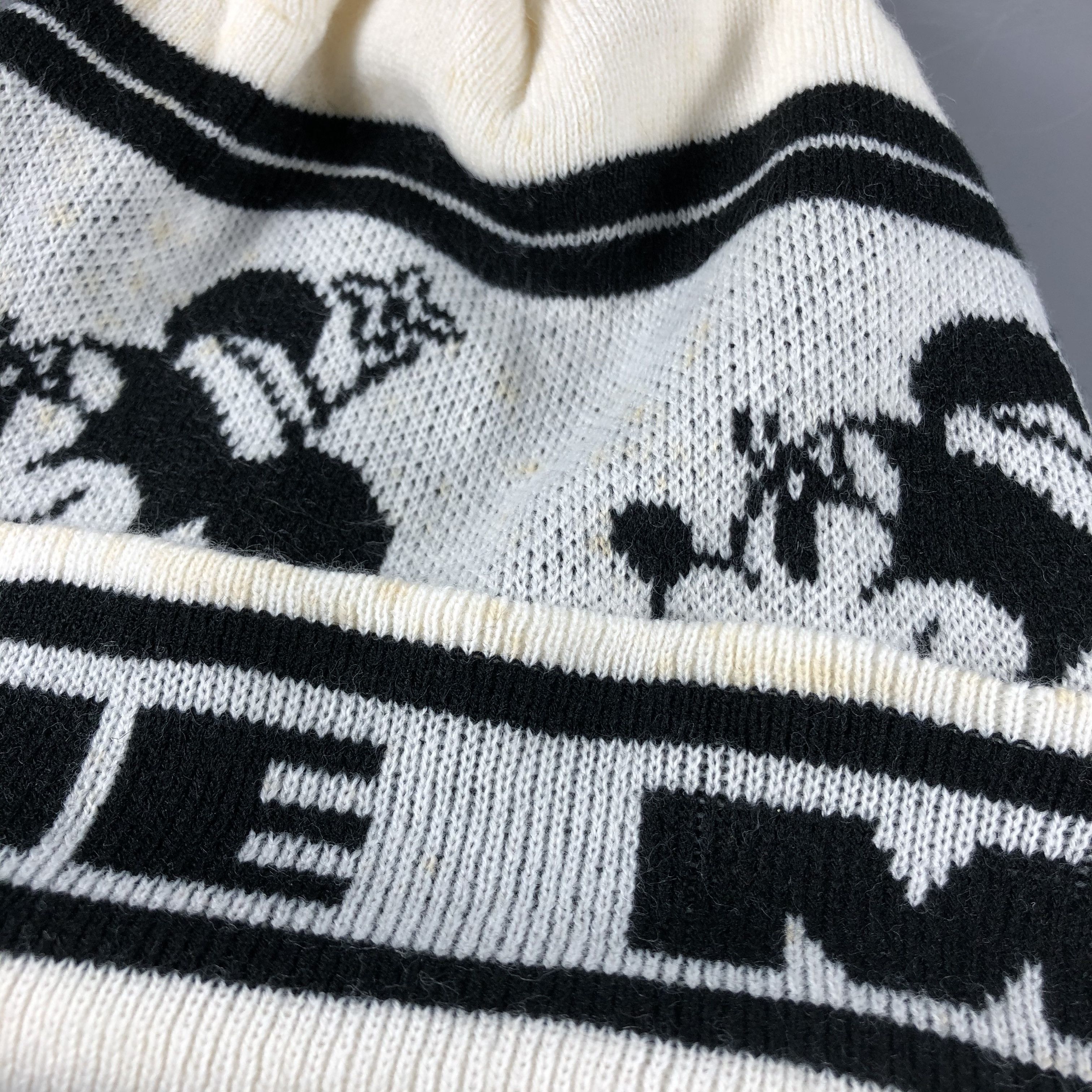 Disney × Mickey Mouse × Vintage Mickey Mouse Disney Beanie Snow Hat Snow Cap -D938 Size ONE SIZE - 7 Thumbnail