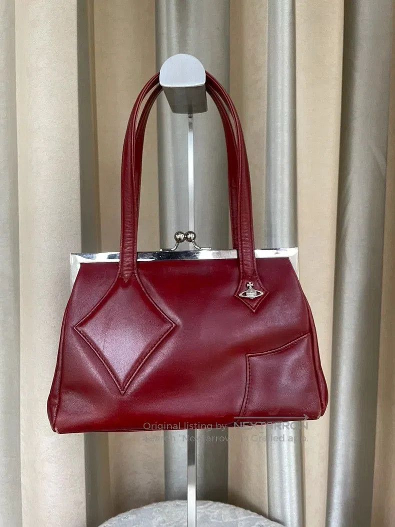 Vivienne Westwood Vivienne Westwood Burgundy Shoulder Bag. Size ONE SIZE - 1 Thumbnail
