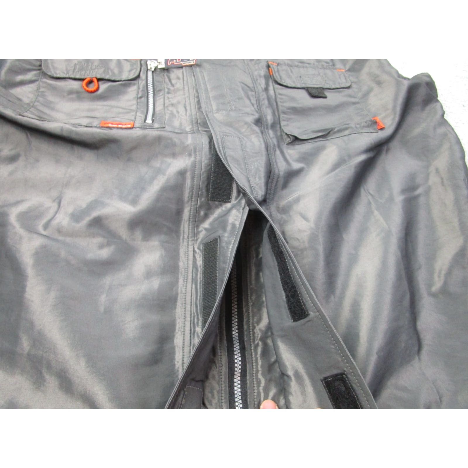 Fubu VINTAGE FUBU Jacket Windbreaker Mens 2XL Gray Hip Hop Baggy Nylon Sleeveless Zip Coat Powered by Pockets Size US XXL / EU 58 / 5 - 5 Thumbnail