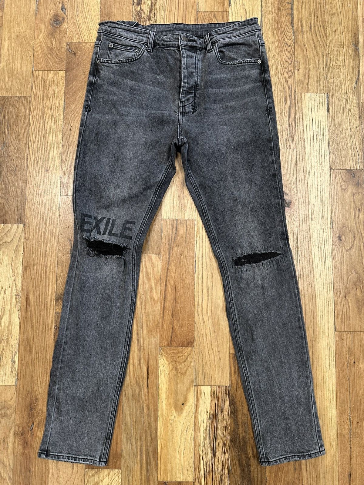 Ksubi Ksubi Knee Rip Exile Spell Faded Black Denim Jeans Size 33 Size US 33 - 1 Thumbnail
