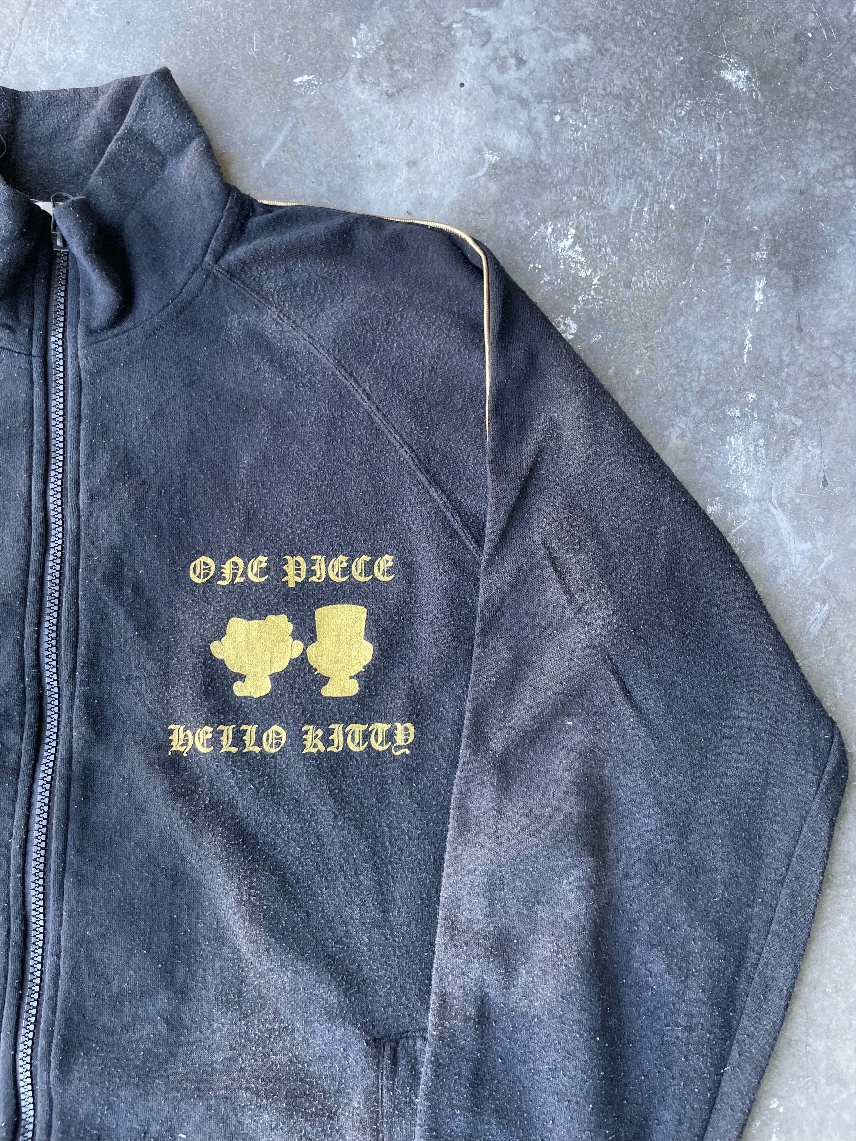 Japanese Brand Vintage Sunfaded One Piece X Hello Kitty Logo Zip Sweatshirt Size US L / EU 52-54 / 3 - 3 Thumbnail