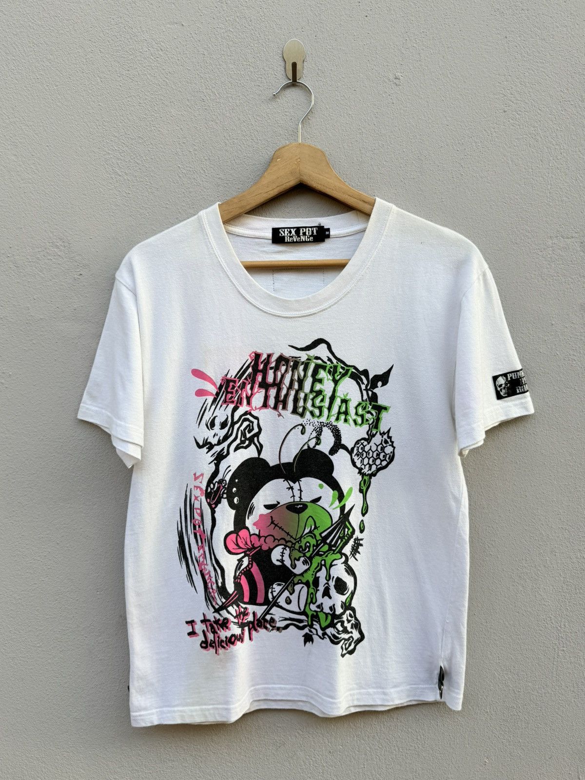 Japanese Brand × Seditionaries 💥RARE💥SEX POT REVENGE Honey Enthusiast Skulls Punk Style Tee Size US M / EU 48-50 / 2 - 1 Thumbnail