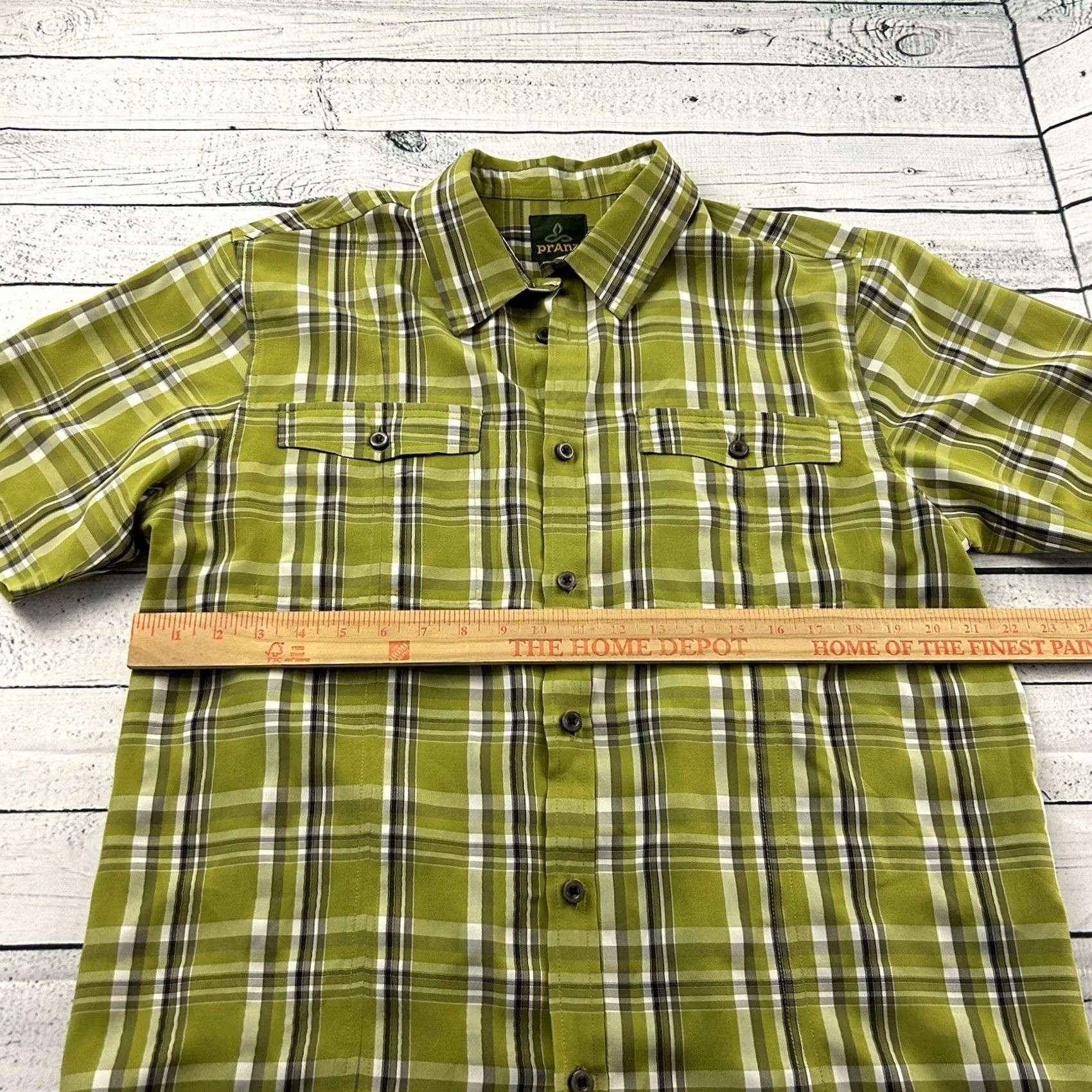 Prana PrAna Short Sleeve Plaid Button-Up Shirt Men's L Green Size US L / EU 52-54 / 3 - 4 Thumbnail