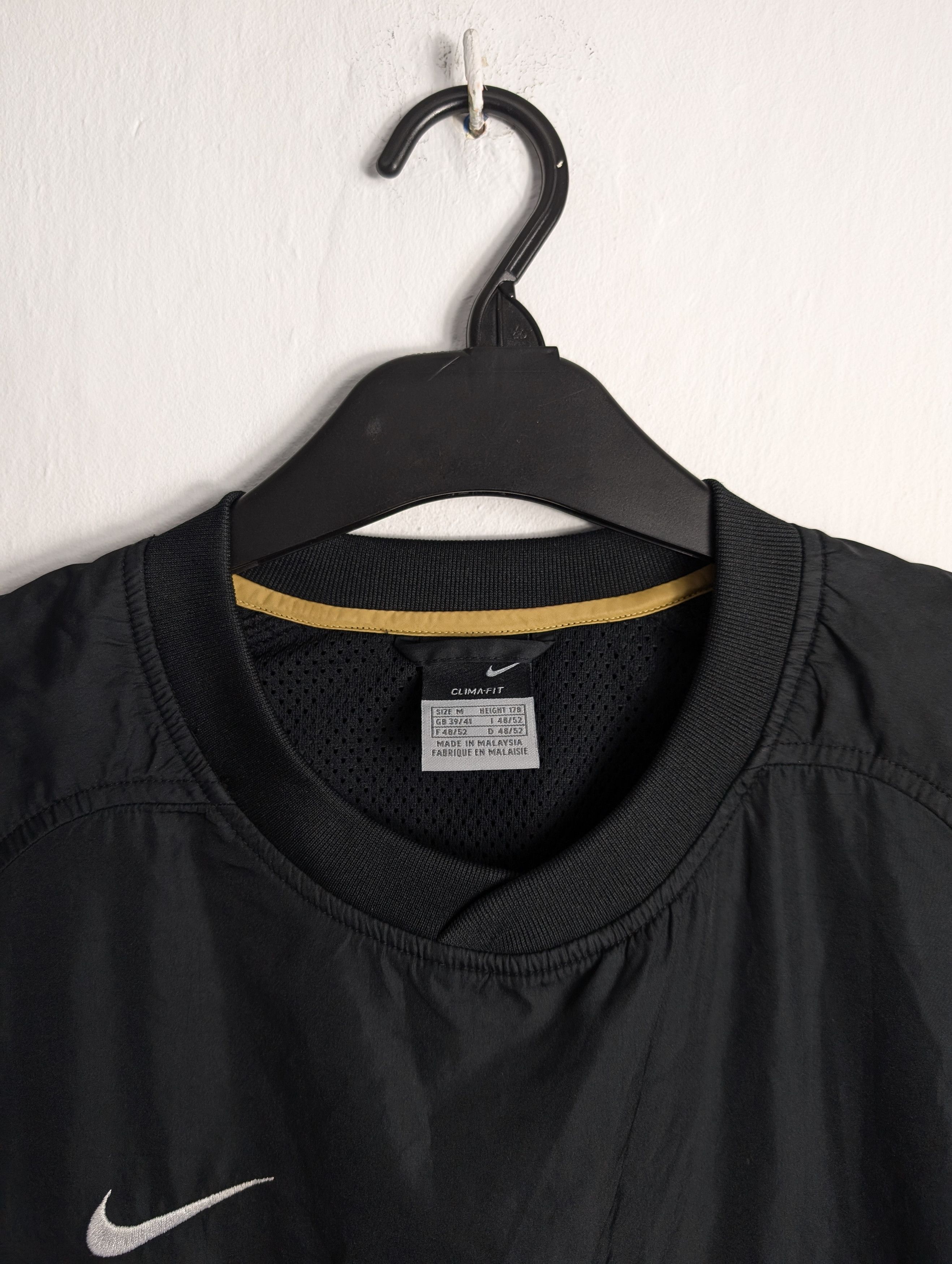 Nike × Vintage Vintage Nike Light Windbreaker Jacket 00s y2k Size US M / EU 48-50 / 2 - 3 Thumbnail