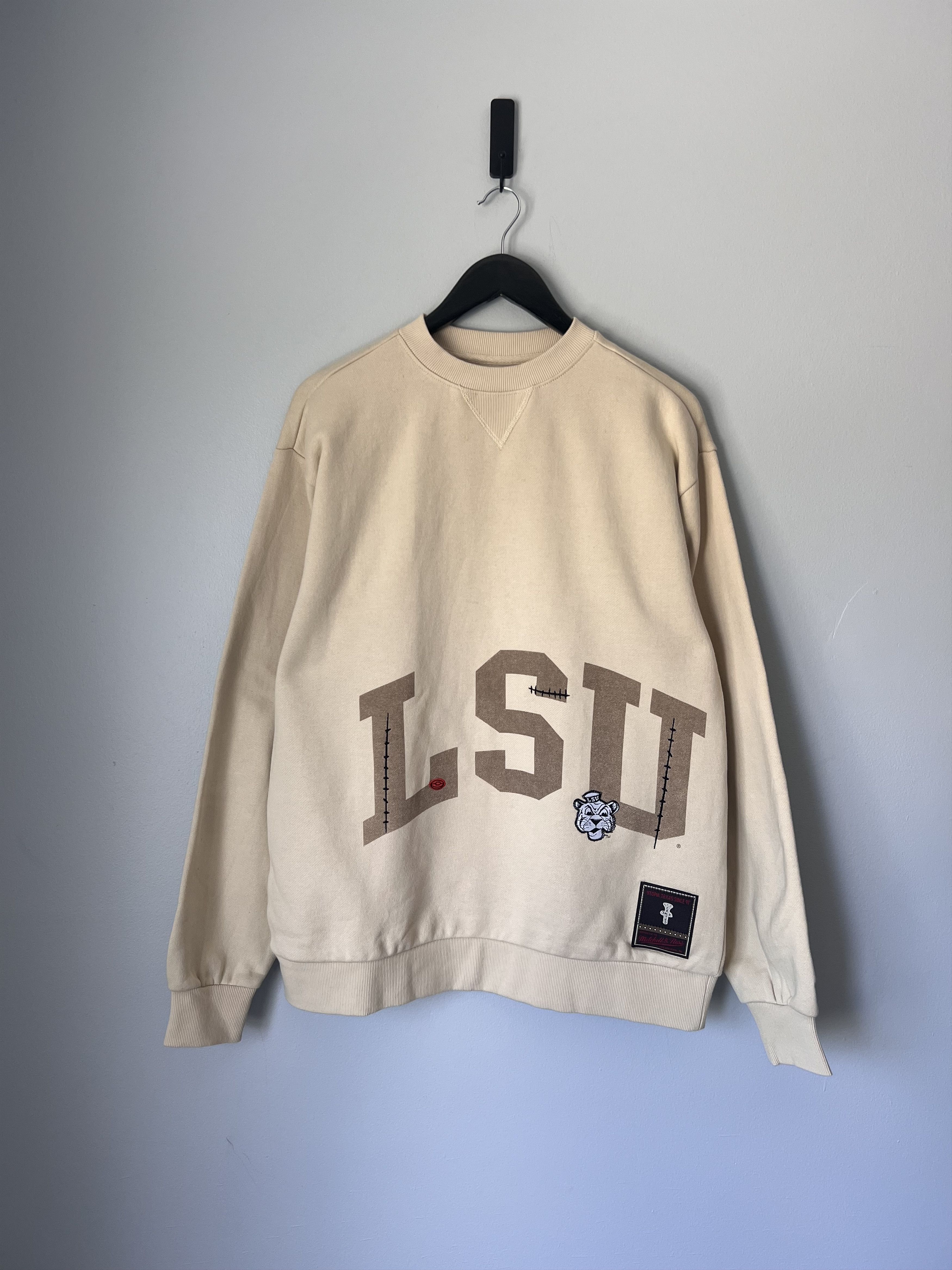 Mitchell & Ness × Travis Scott Mitchell & Ness Travis Scott LSU Tigers Pullover Sweatshirt Size US M / EU 48-50 / 2 - 1 Thumbnail