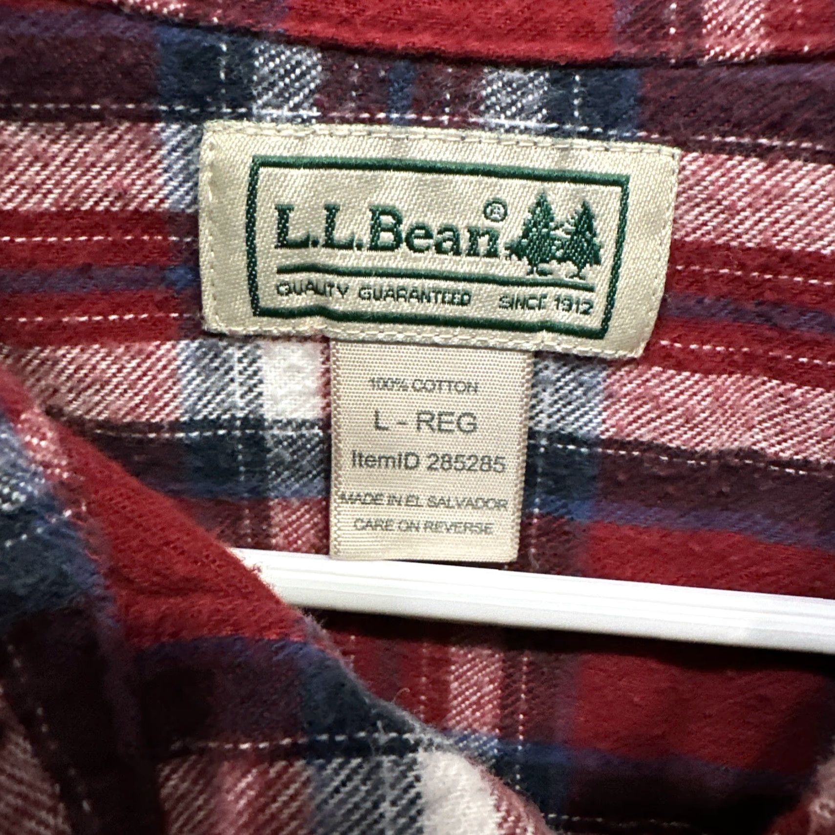 Vintage LL Bean Shirt Men's Large Long Sleeve Red Plaid Flannel Button Down Pockets Size US L / EU 52-54 / 3 - 3 Thumbnail