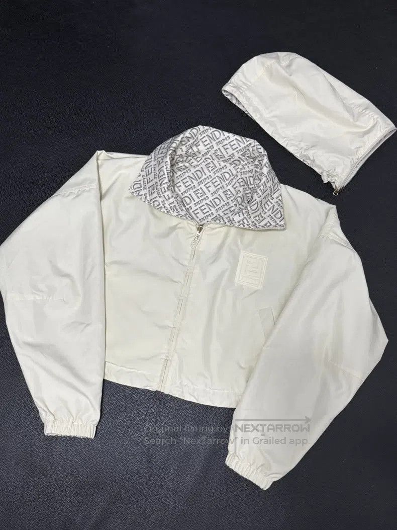 Fendi Fendi Monogrammed Letter Logo Reversible Hooded Jacket, Wh Size M / US 6-8 / IT 42-44 - 4 Thumbnail