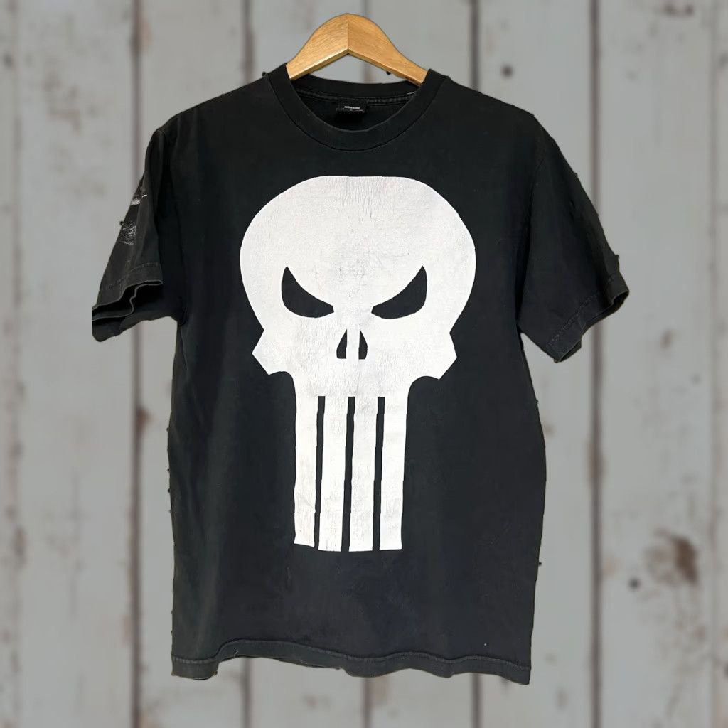 Vintage VINTAGE The Punisher Shirt Marvel Comics Mens Skull Black Distressed T-Shirt Short Sleeve Crew Neck Size L Size US L / EU 52-54 / 3 - 1 Thumbnail