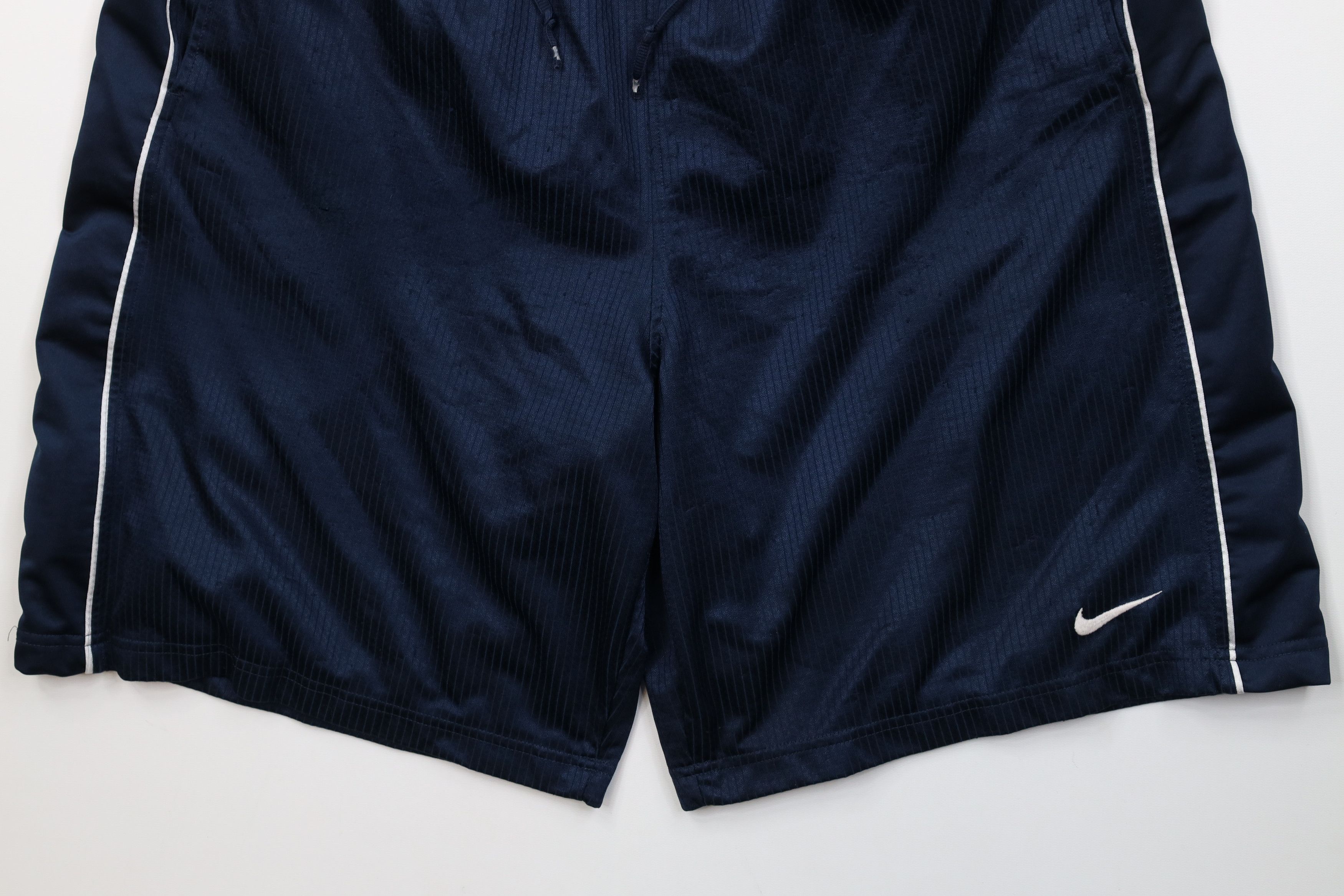 Nike Vintage Y2K Nike Dazzle Basketball Gym Shorts Navy Blue Size US 36 / EU 52 - 4 Thumbnail