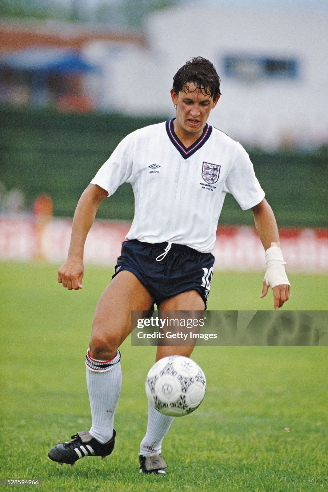 Umbro 1986 PROTOTYPE ENGLAND TEAM REMAKE SOCCER JERSEY SHIRT L Size US L / EU 52-54 / 3 - 2 Thumbnail