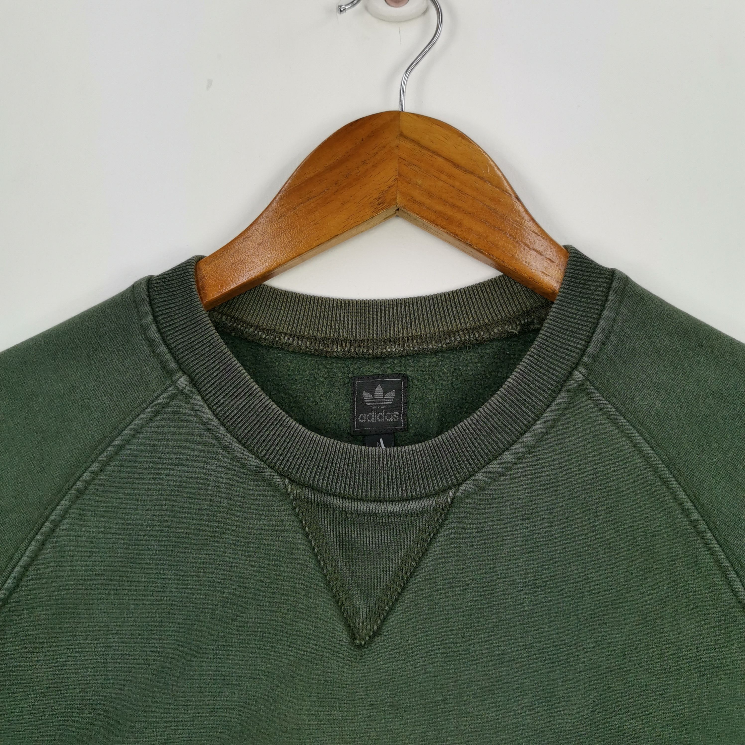 Adidas Vintage Adidas Sweatshirt Adidas Trefoil Sweater Jumper Size US S / EU 44-46 / 1 - 4 Thumbnail