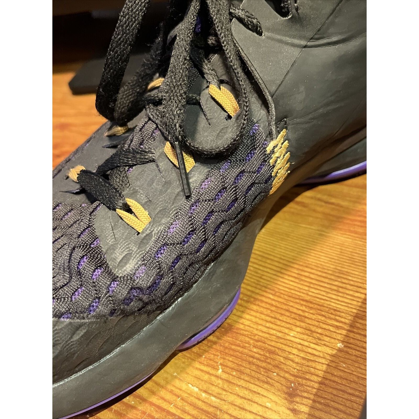 Nike Nike Lebron Witness V 5 Black Purple Gold Size Men's US 12.5 Size US 12.5 / EU 45-46 - 19 Thumbnail