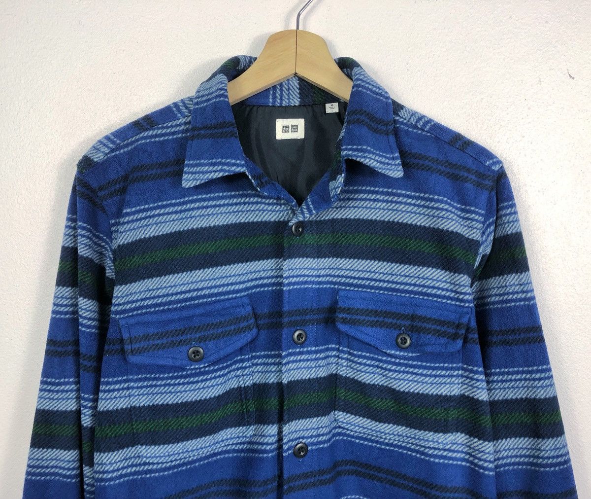 Uniqlo Rare Uniqlo Fleece Flannel Button Ups Shirt Size US M / EU 48-50 / 2 - 2 Thumbnail