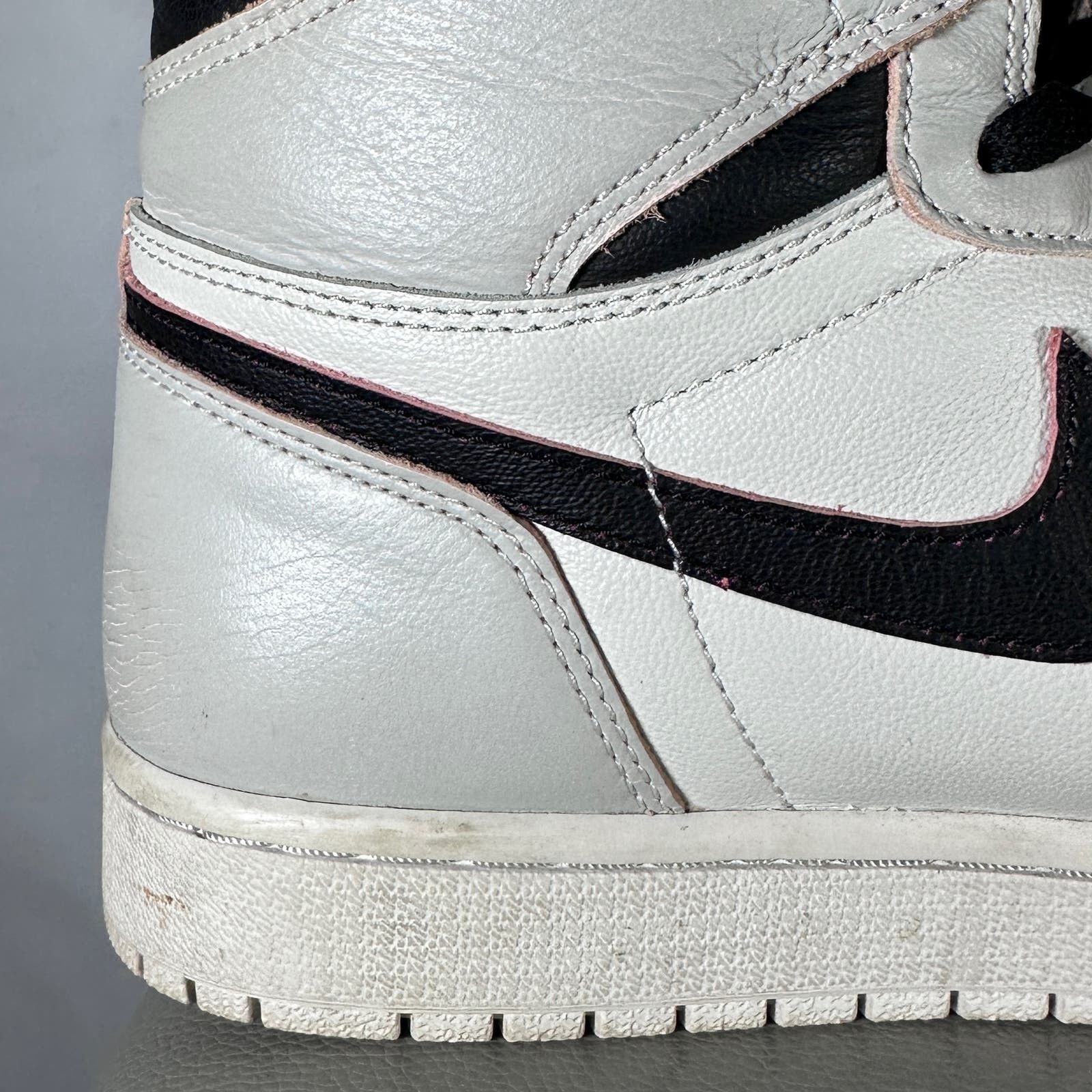 Jordan Brand Air Jordan 1 Retro High NYC to Paris Size US 11 / EU 44 - 12 Thumbnail