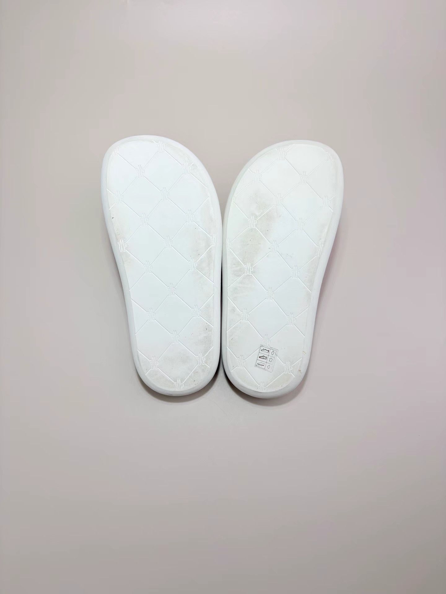 Moncler MONCLER Slides K1 Size US 8 / IT 38 - 6 Thumbnail
