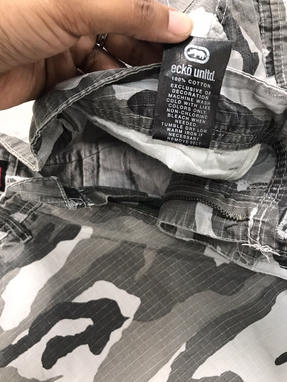Ecko Unltd. Rare vintage Ecko UNLTD camo cargo denim short Size US 36 / EU 52 - 11 Thumbnail