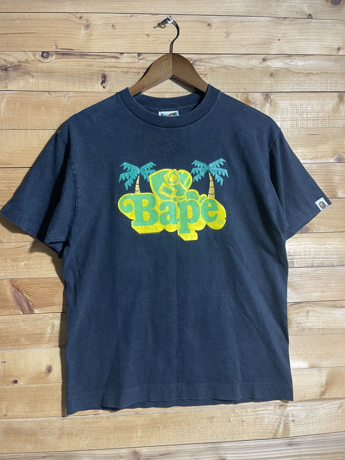 Bape Vintage bape palm trees tshirt Size US M / EU 48-50 / 2 - 1 Thumbnail