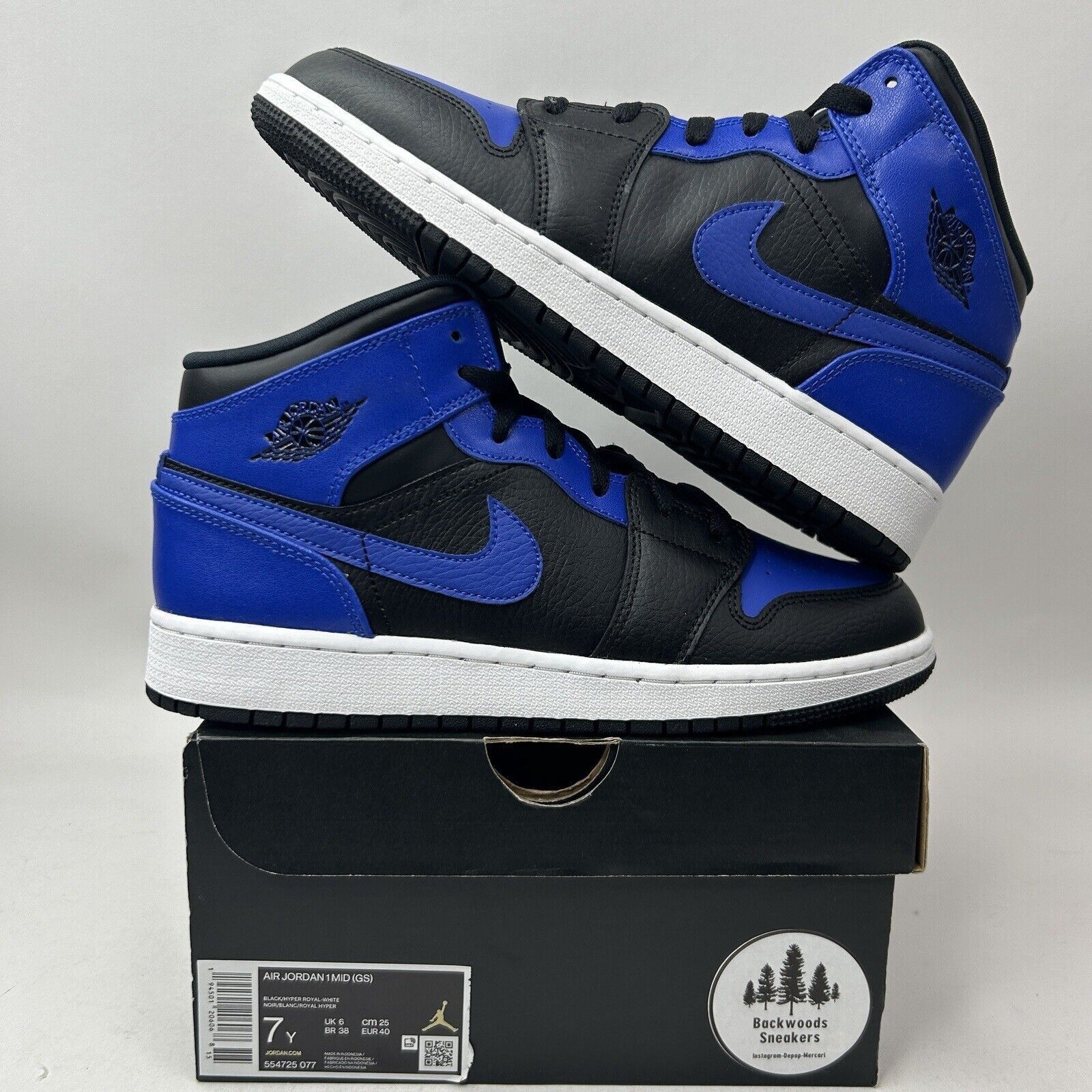 Nike Nike Shoes Air Jordan 1 Mid Retro GS “Hyper Royal” 2023 Size US 8.5 / EU 41-42 - 1 Thumbnail
