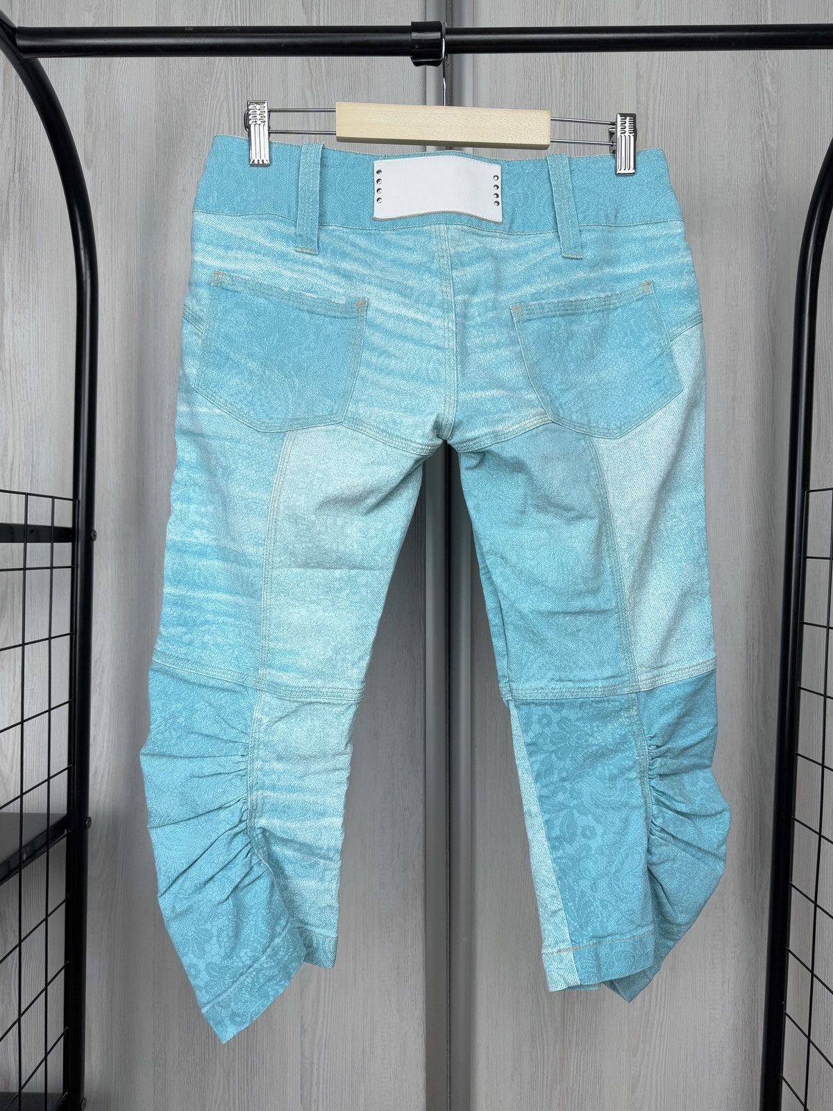 Just Cavalli Just Cavalli blue pattern patchwork half pants capri shorts Size 28" / US 6 / IT 42 - 2 Thumbnail