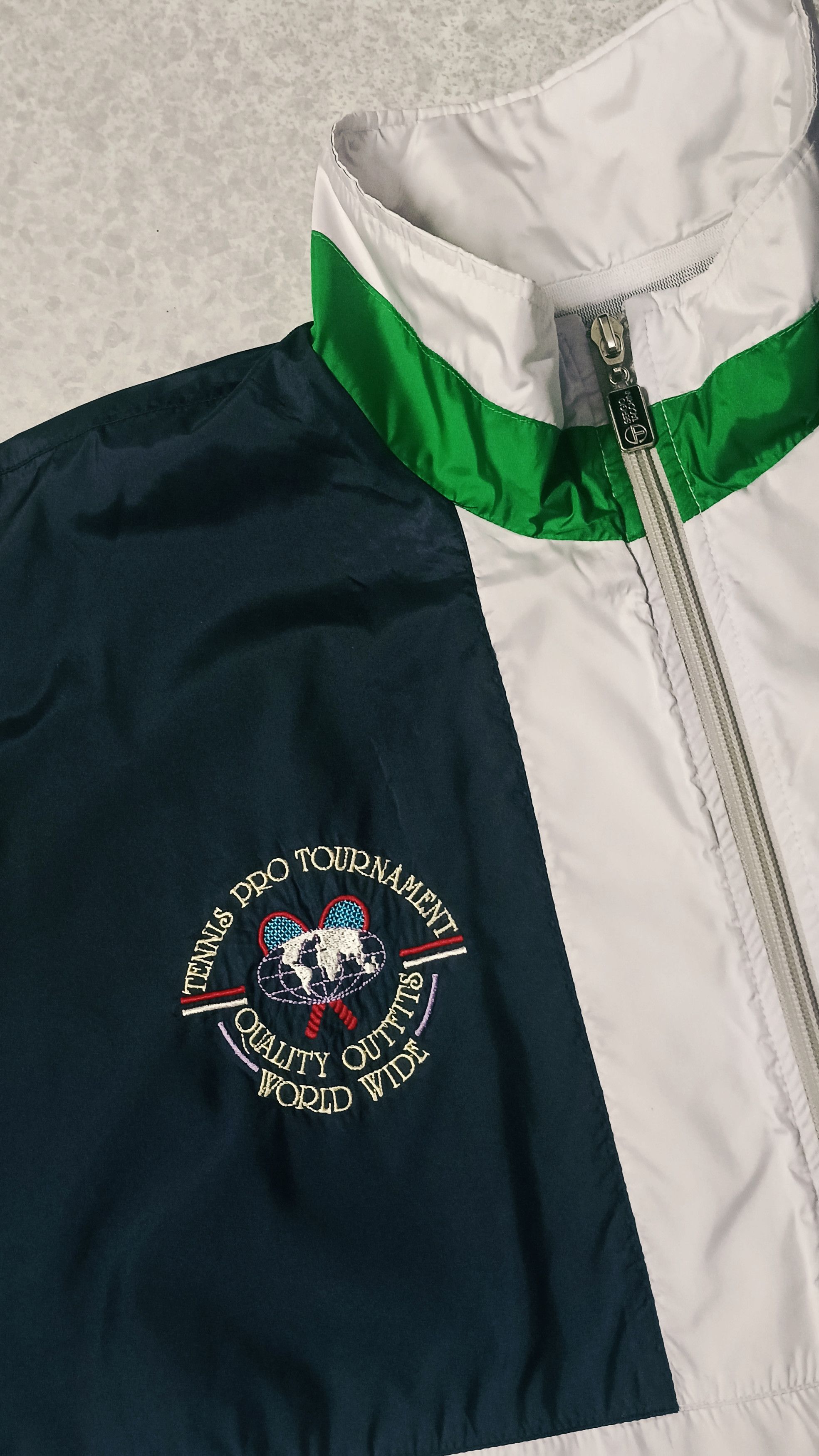 Sergio Tacchini × Vintage Vintage Sergio Tacchini Tennis Pro Tournament Light Jacket Size US XL / EU 56 / 4 - 6 Thumbnail