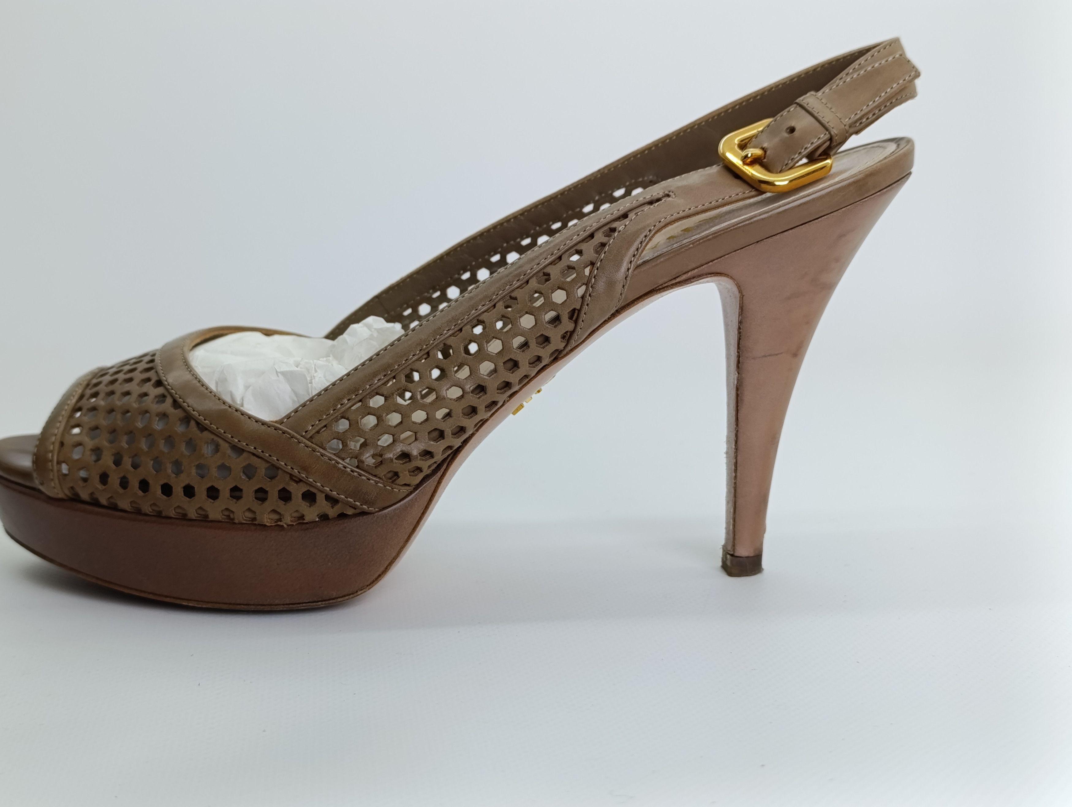 Prada PRADA TORTILLA LEATHER LASER CUT SLINGBACK SANDALS Size US 10.5 / IT 40.5 - 7 Thumbnail
