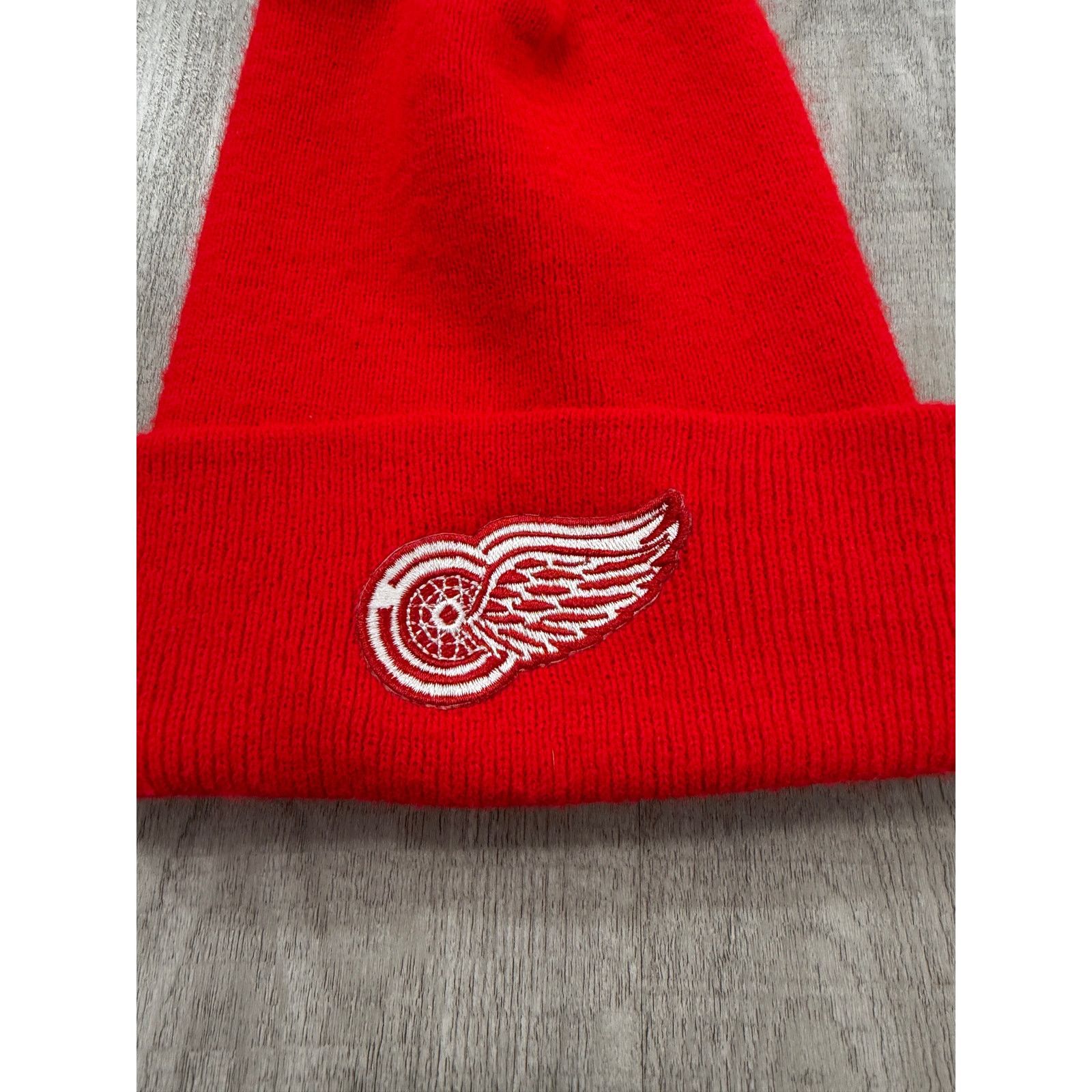 Vintage Vintage Detroit Red Wings Beanie Hat Adult Red Cap Hockey Size ONE SIZE - 2 Thumbnail