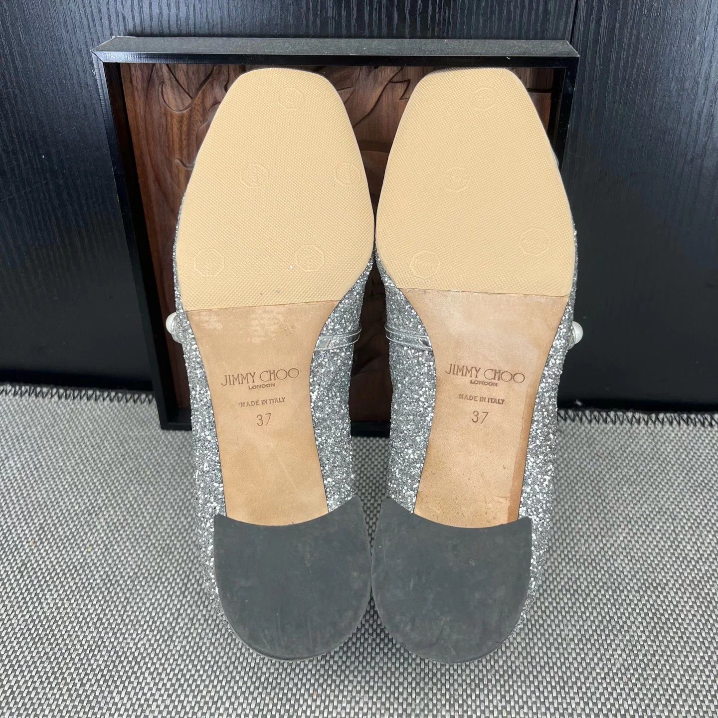 Jimmy Choo Jimmy Choo Elisa Sequin Silver Heels Size 37 with Box Size US 6 / IT 36 - 7 Thumbnail
