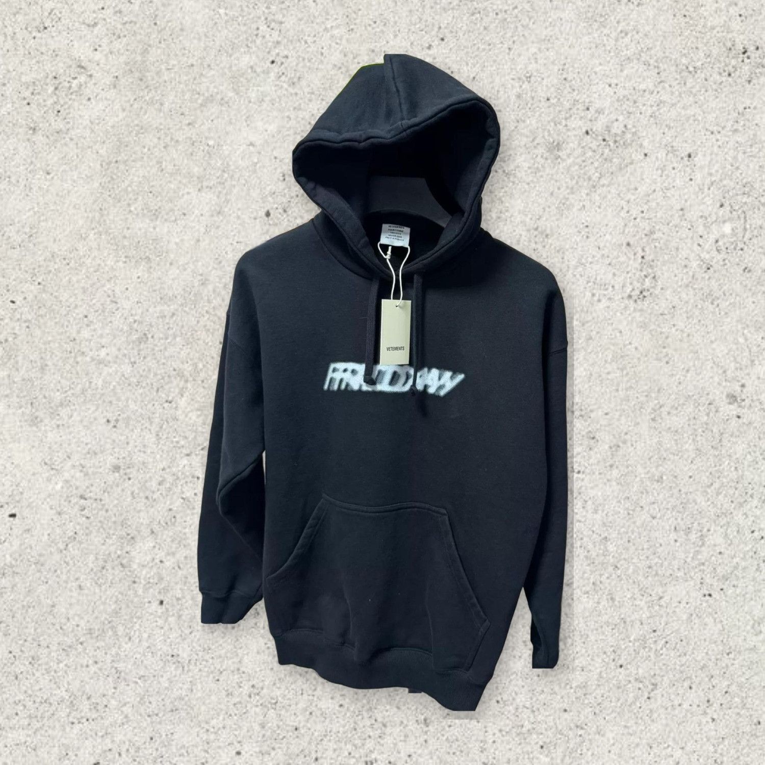 Vetements Vetements Friday Logo Hoodie Size US S / EU 44-46 / 1 - 1 Thumbnail