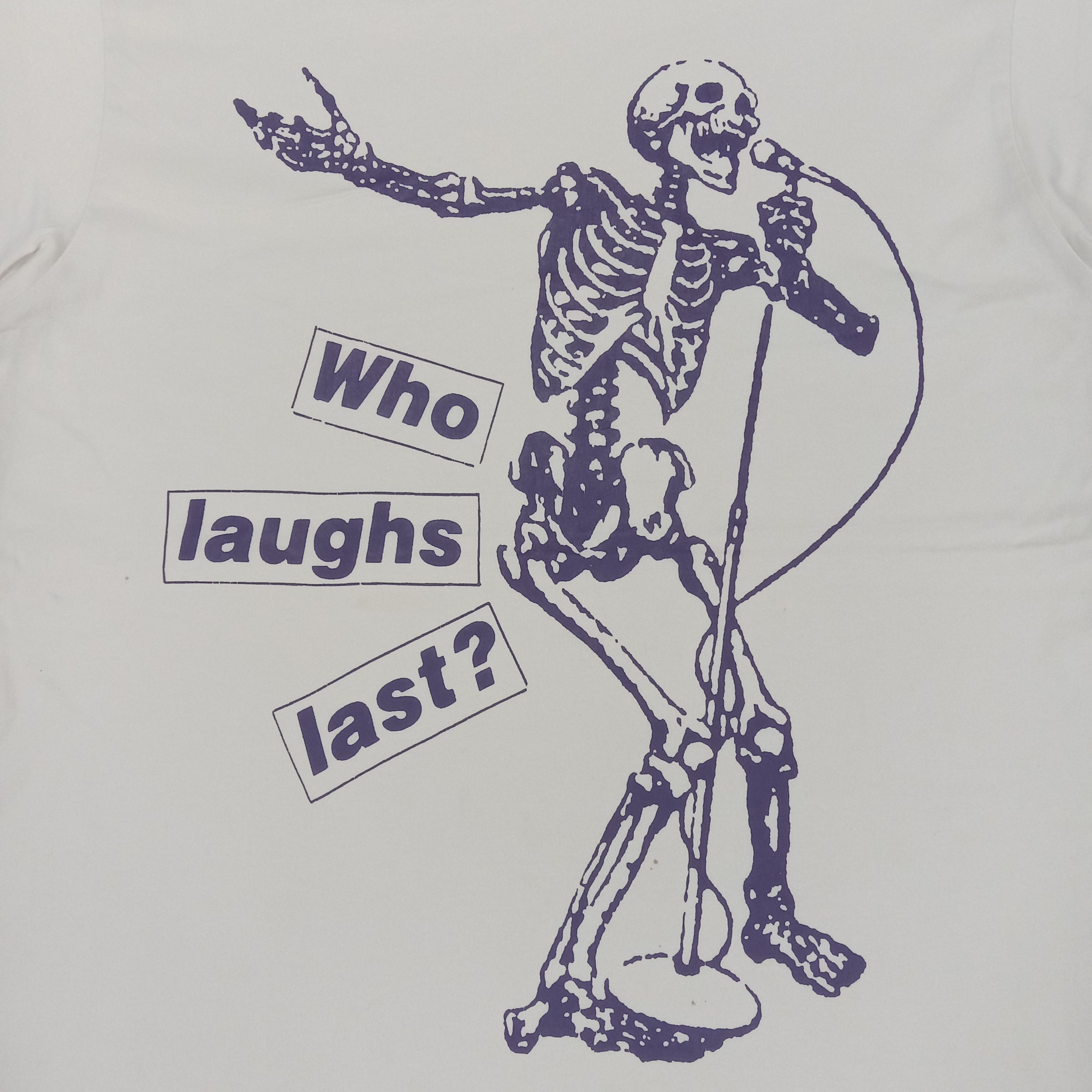 Barbara Kruger × Japanese Brand × Vintage Barbara Kruger Skull Design Music Style Tshirt Size US M / EU 48-50 / 2 - 2 Thumbnail