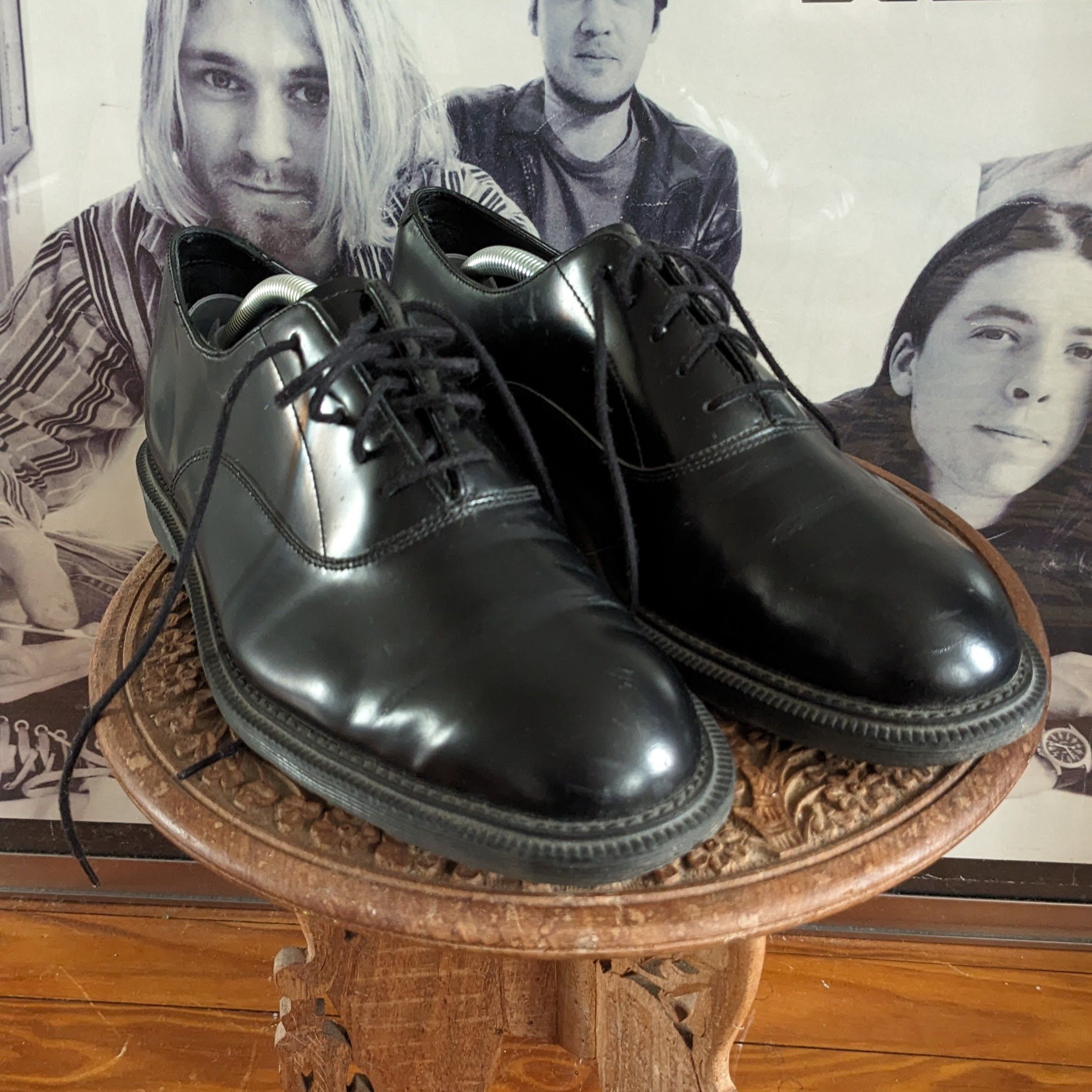 Dr martens fawkes oxford store