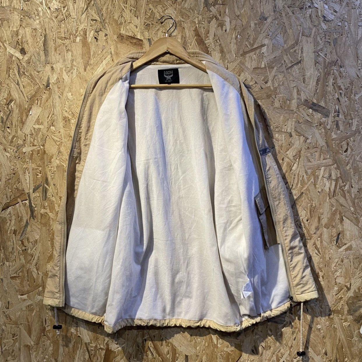 Designer × MCM RARE! VTG MCM O.T.C DESIGNER "MODE CREATION MUCHEN" Size US XL / EU 56 / 4 - 3 Thumbnail