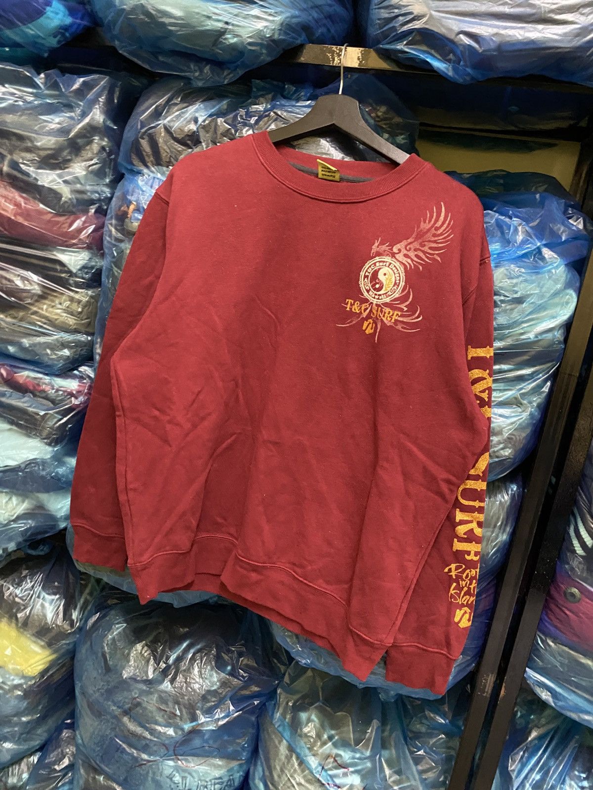Vintage Vintage Y2K T&C Surf Hawaii Maroon Sweatshirt Crewneck Size US L / EU 52-54 / 3 - 3 Thumbnail