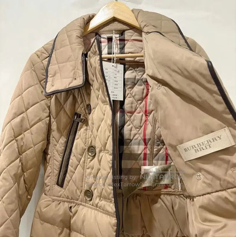 Burberry Burberry Khaki Down Jacket for Women. Size XS / US 0-2 / IT 36-38 - 2 Thumbnail