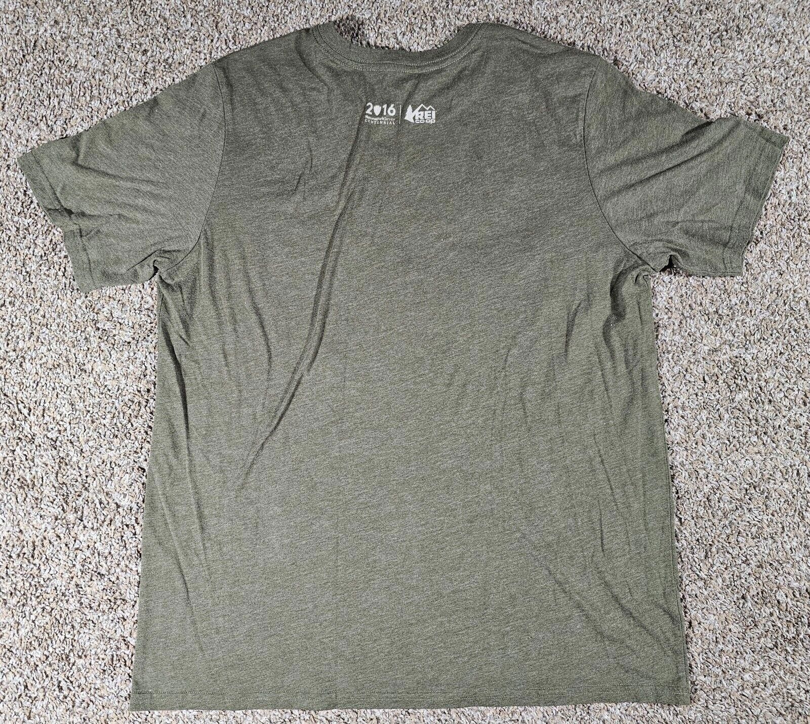 Costume National 2016 REI Centennial National Park Service Green L Tshirt Size US L / EU 52-54 / 3 - 6 Thumbnail
