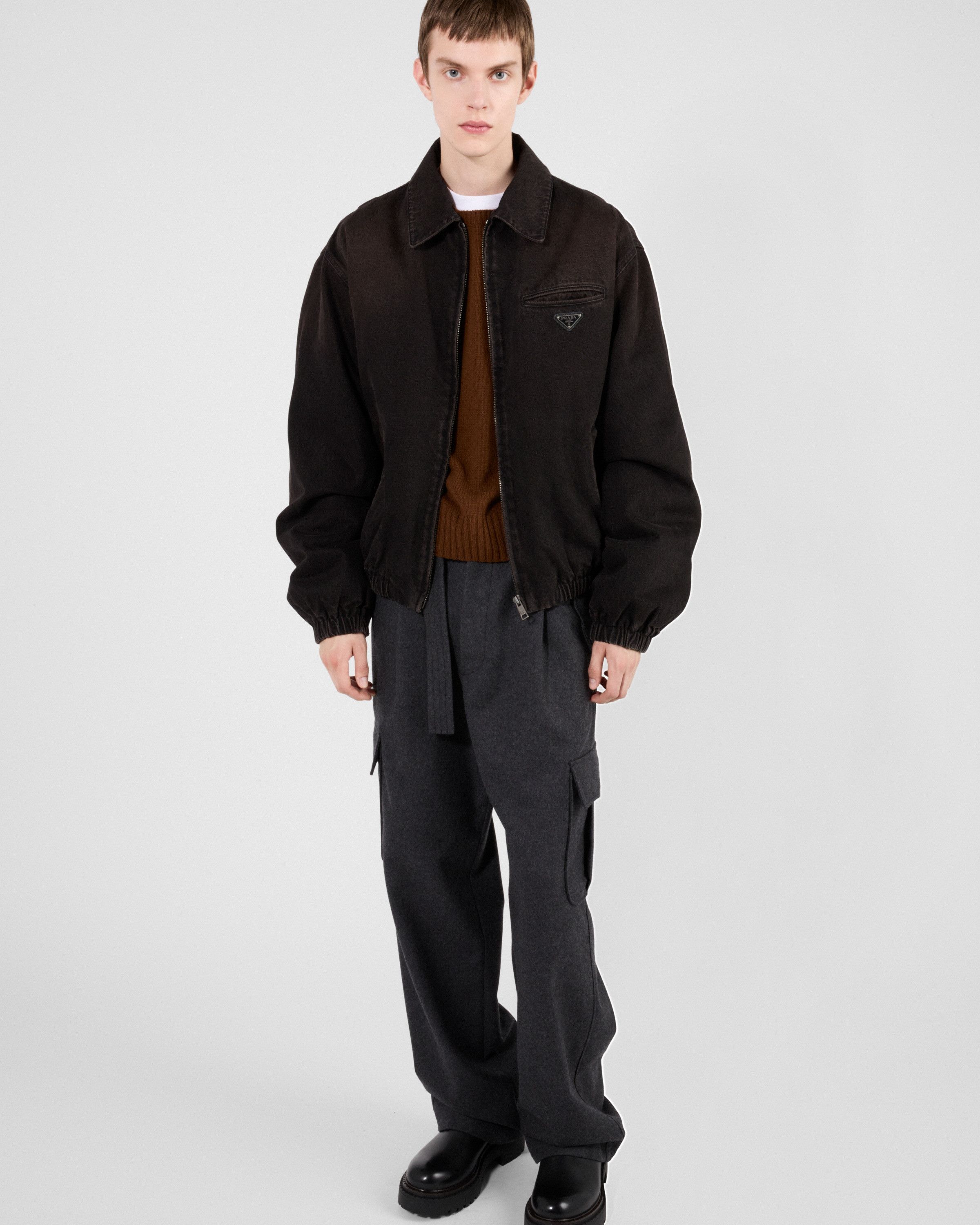 Prada o1bcso1str1025 Triangle-Logo Shell-Down Jacket in Black Size US 12 / EU 45 - 3 Thumbnail