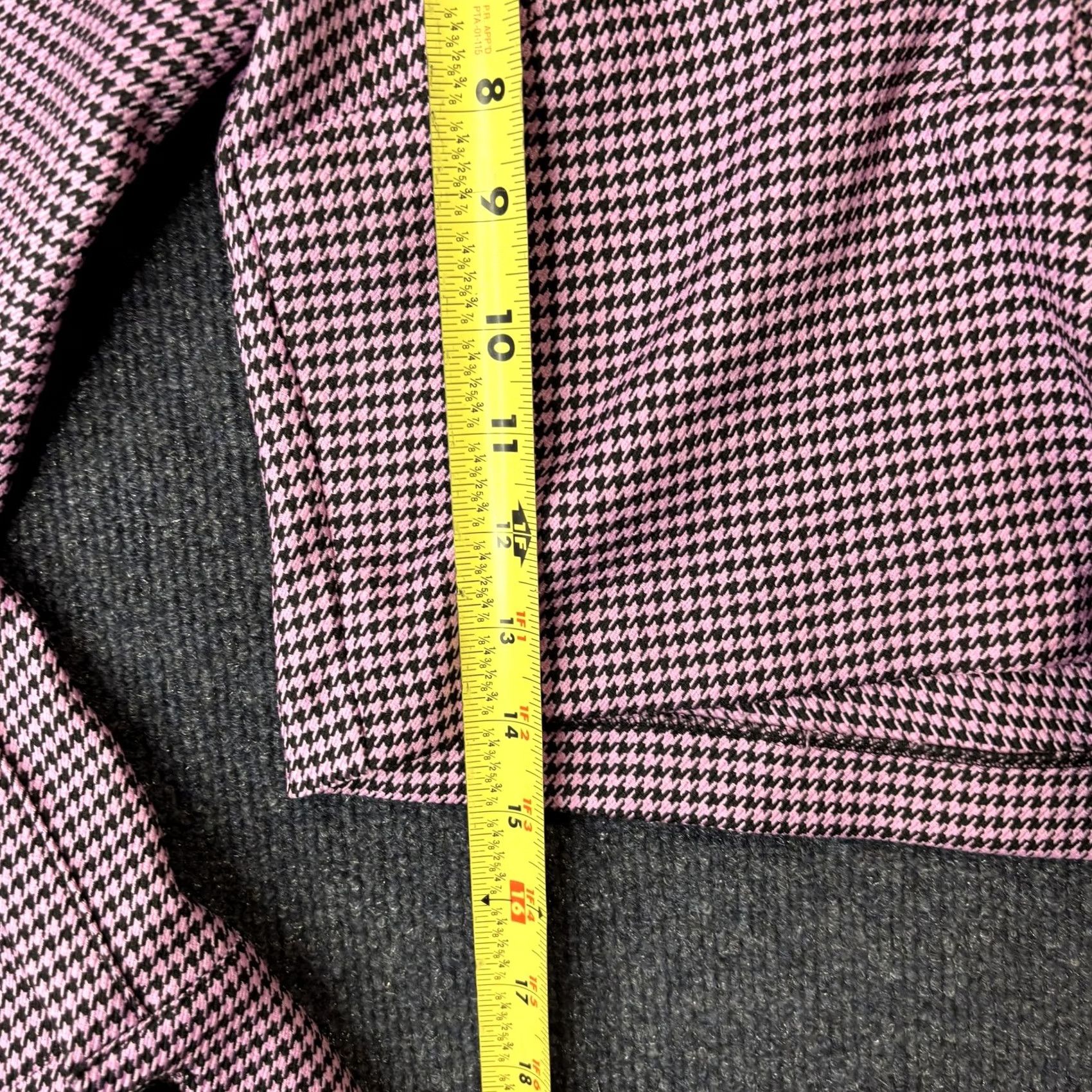 Zara VINTAGE? No, Zara Polo Shirt Womens XS Pink Check Cropped Collared Long Sleeve Houndstooth Sold? Size XS / US 0-2 / IT 36-38 - 3 Thumbnail