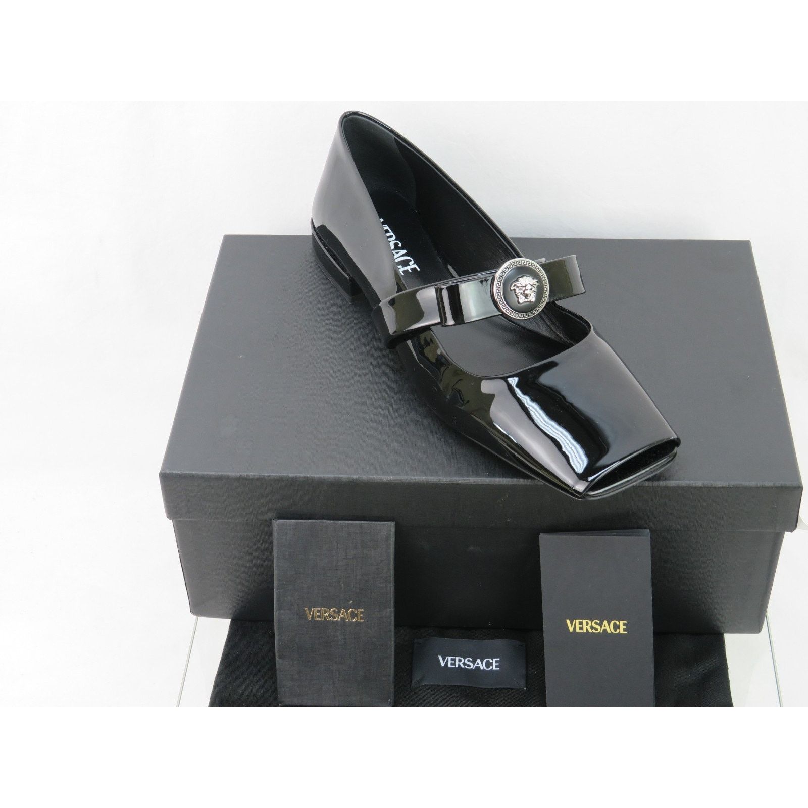 Versace VERSACE BLACK PATENT LEATHER COIN MEDUSA HEAD BOW FLATS 40 Size US 10 / IT 40 - 12 Thumbnail