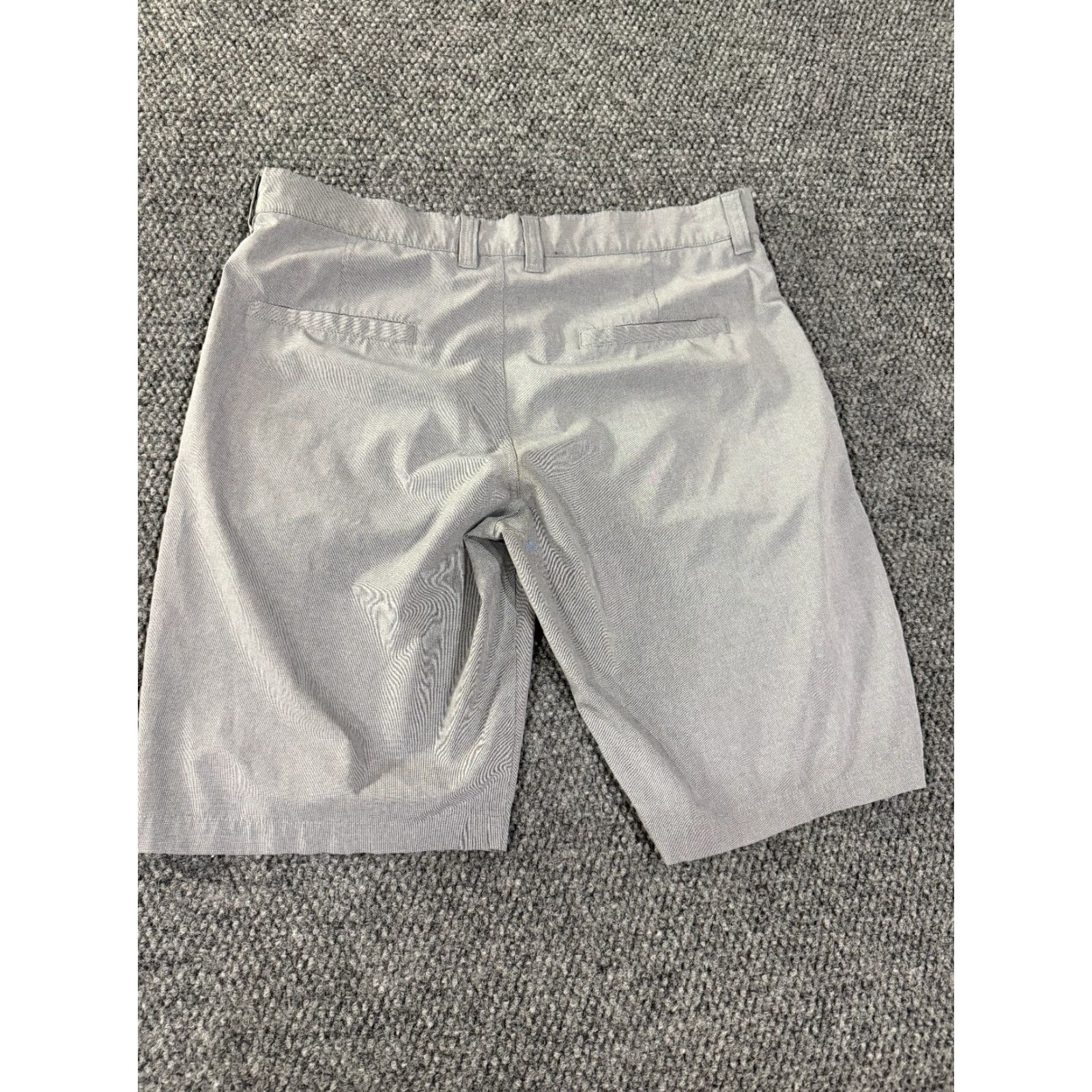 TravisMathew Travis Mathew Shorts Mens 34 Gray Golf Casual Stretch Chino Performance Size US 34 / EU 50 - 7 Thumbnail