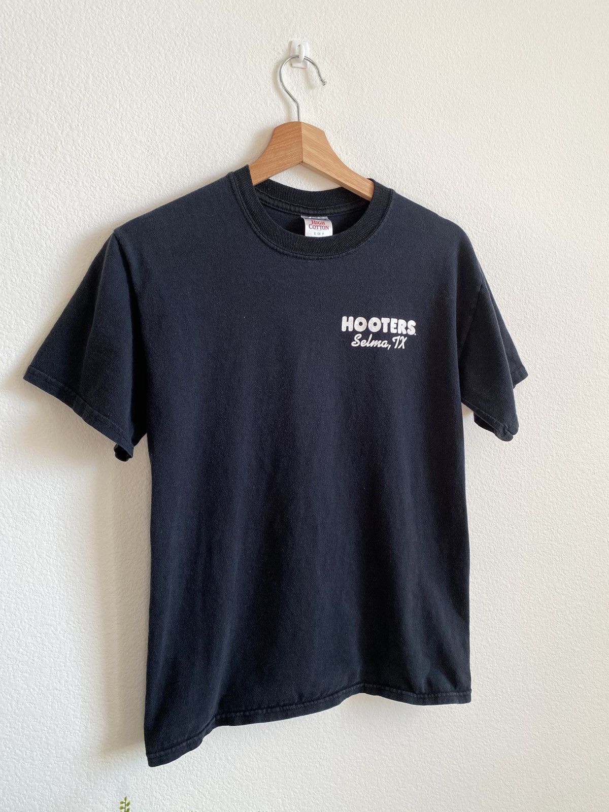 Other Faded Hooters Tee Size US S / EU 44-46 / 1 - 5 Thumbnail