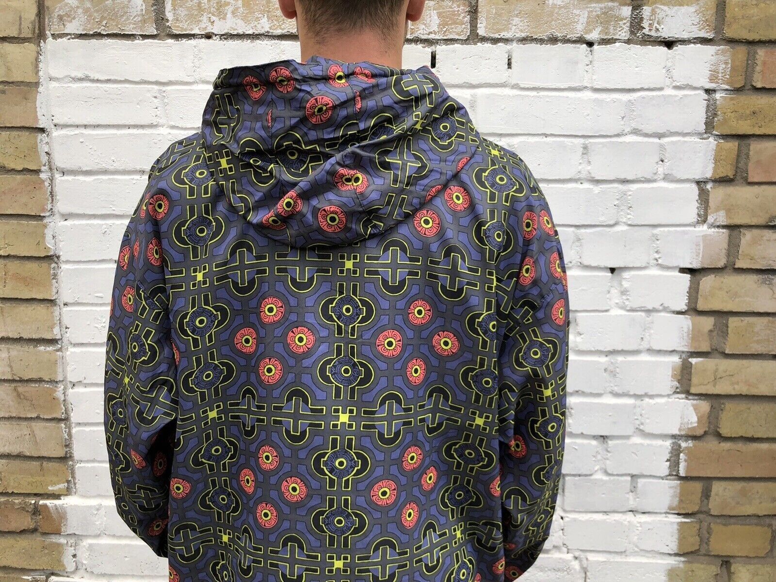 Adidas VINTAGE 1990s 90s CRAZY ADIDAS JACKET RAINCOAT AZTEC NYLON Size US M / EU 48-50 / 2 - 7 Thumbnail