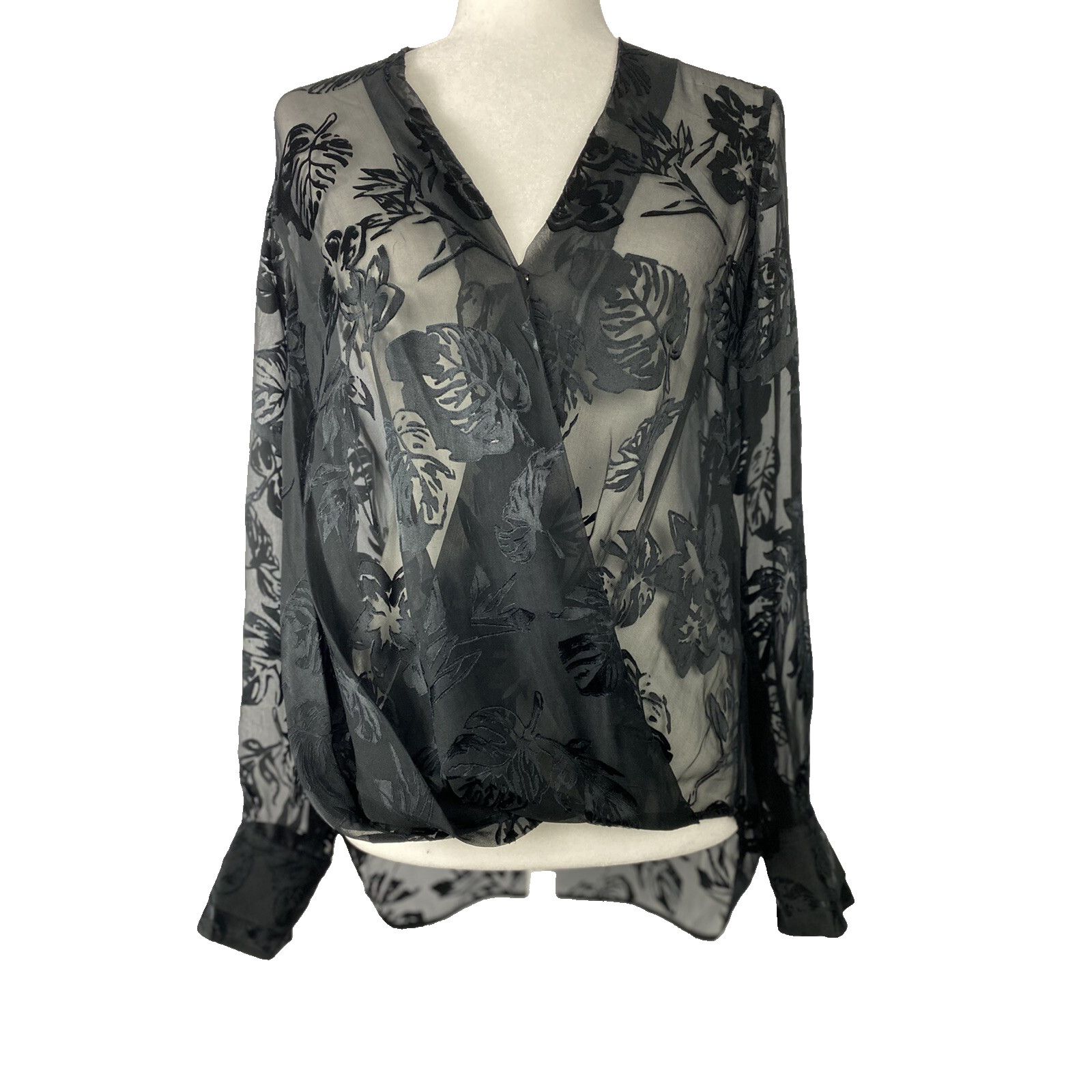 Rag & Bone Rag & Bone Black Victor Blouse Size S Flower Leaves A003006 Size S / US 4 / IT 40 - 1 Thumbnail